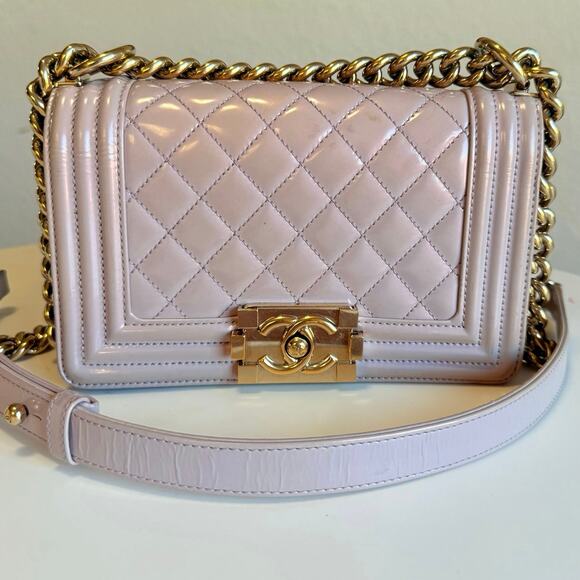 💎✨RARE✨💎 Authentic Chanel Small Boy Patent Quilted Pattern Bag - Picture 3 of 9